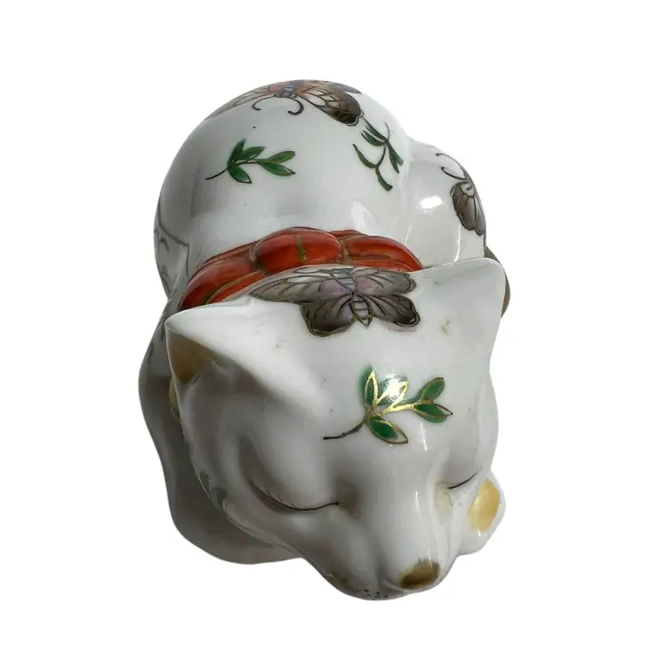 Vintage Andrea By Sadek Ceramic Small Sleeping Cat With Butterflies And Branches Red Bow Imari Style 1980S 6" X 3.5" X 3"