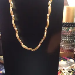 #47 - Peacock Jewels