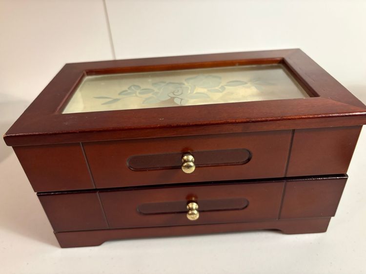 Vintage King Wood Jewelry Box with Floral Etched Glass Lid.