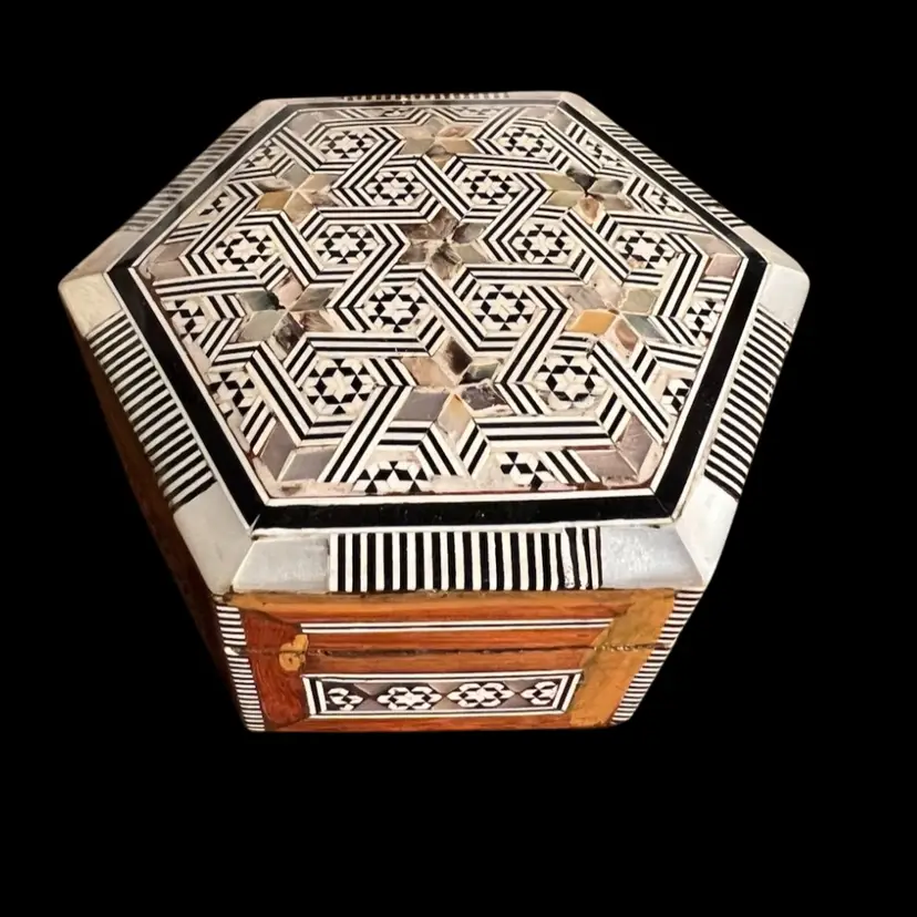New! Egyptian Mother Of Pearl And Wood Intricate Trinket Box