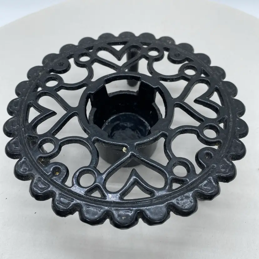 #3504 Cast Iron Teapot Warmer Enameled Round 5.5 Inch Holds Tea Light Black Vintage