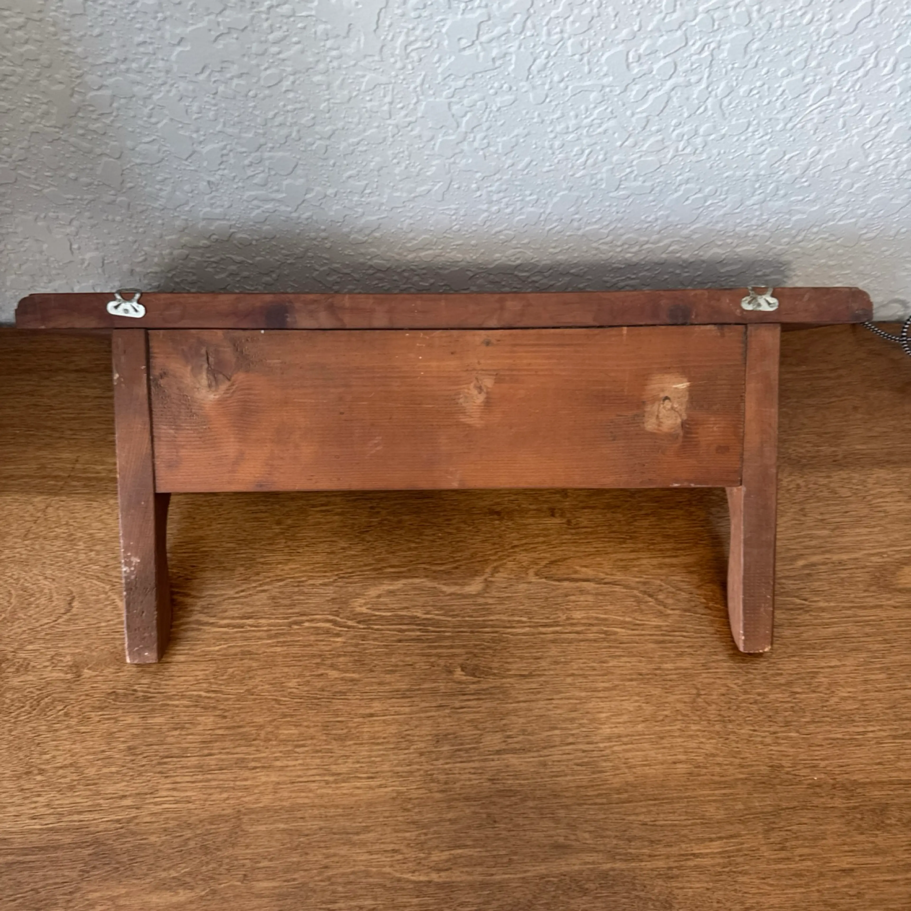 Image 4 of 6