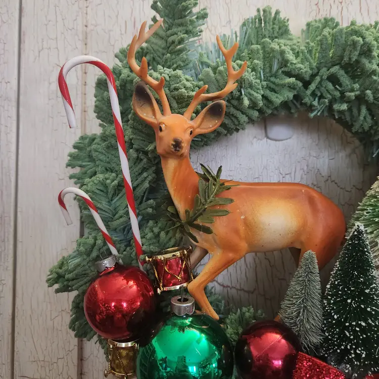 Green flocked wreath with Deer