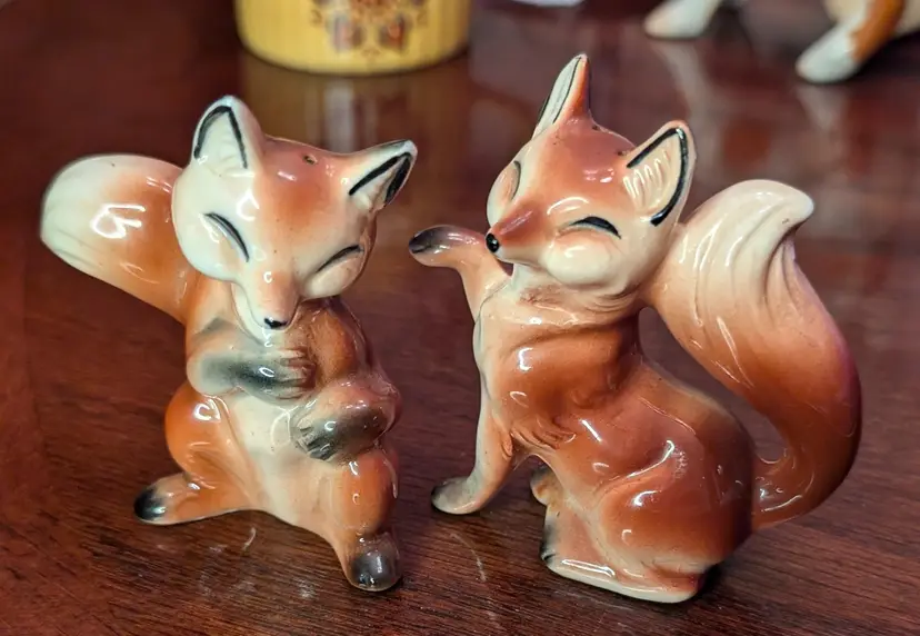 Relco Sweet Fox & Vixen Salt & Pepper Shakers Japan