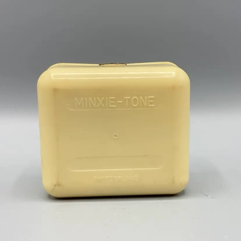 Vintage Wind Up Music Box - Plays Ava Maria