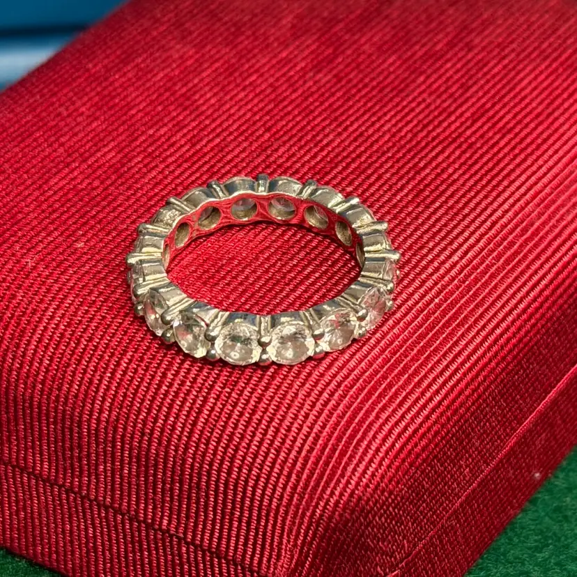 Sterling Silver 925 Eternity Ring Clear Stone Size 7
