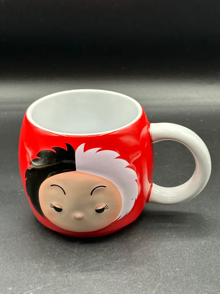 Disney Store Tsum Tsum Cruella Deville Mug Cup