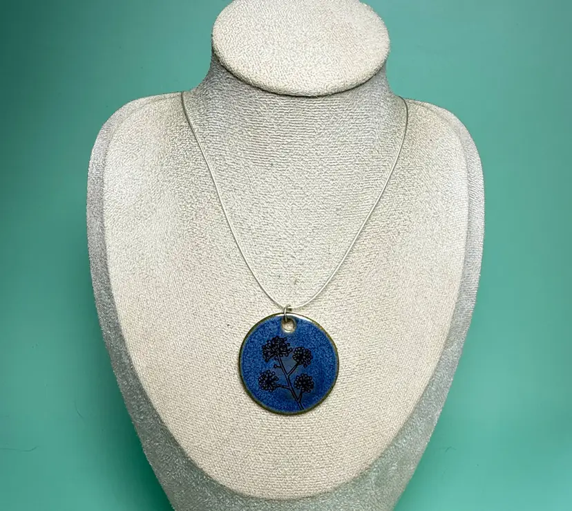 Dotti Potts Porcelain Jewelry 17" Floral Disk Silver Tone Necklace Made in Canada