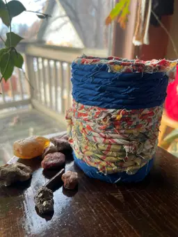 Floral with plaid and blue cachepot