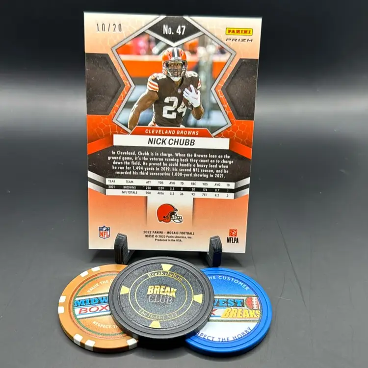 Nick Chubb 10/20 Pink No Huddle Prizm 2022 Panini Mosaic Cleveland Browns