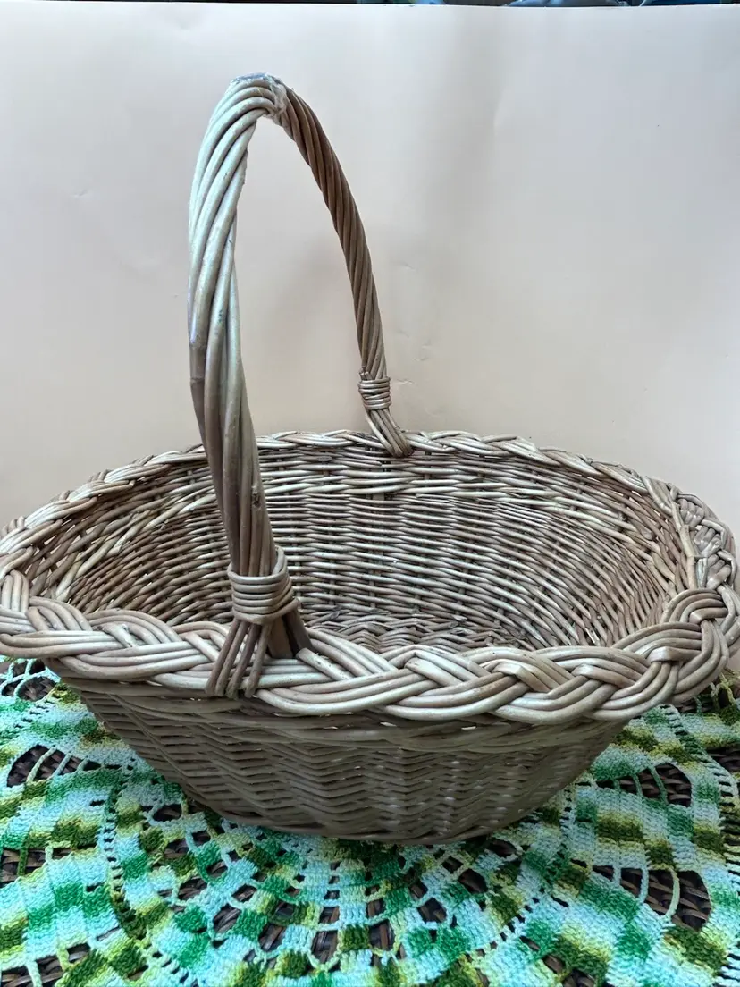 Rectangular Light Brown Basket w/Twisted Handle