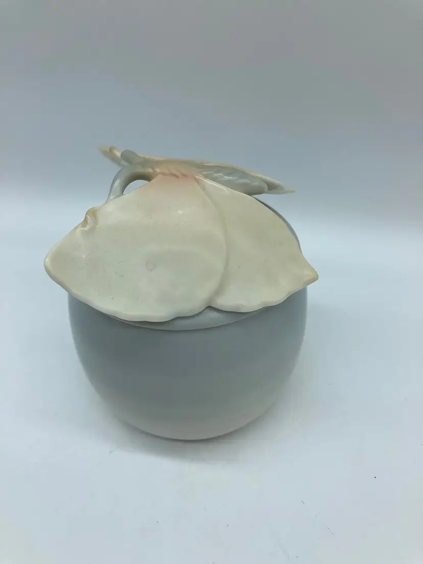 Vintage ‘82 RARE Fitz &Floyd Butterfly Trinket Box Lid Vanity Jar Pastel Ceramic