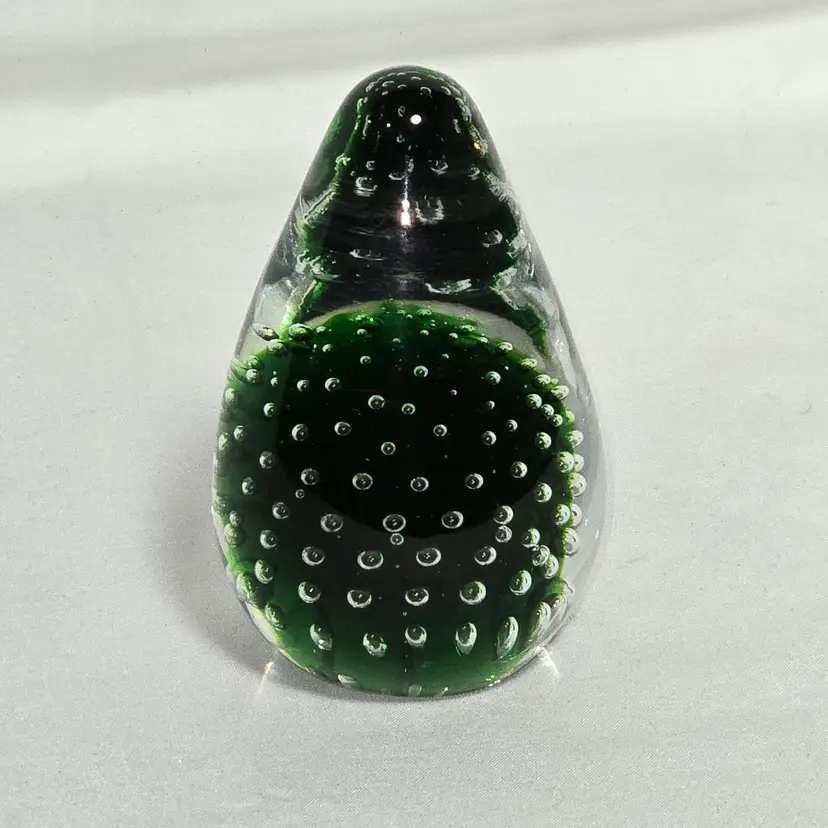 16  Paperweight Teardrop Bullicante Smoothed Base Murano Style