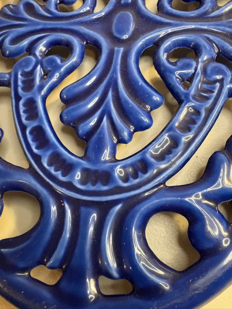 Vintage Cobalt Blue Enameled Cast Iron Trivet - Oval - 11" X 7.5"