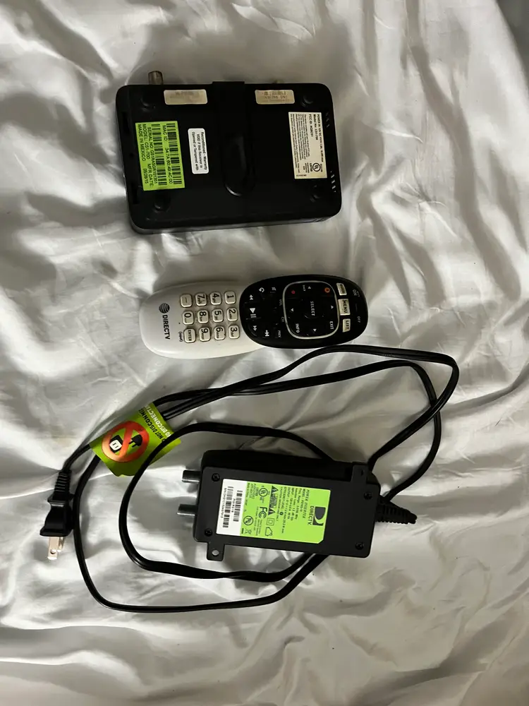 DIRECTV Genie Mini C51-700 Receiver RC73 Remote PI21R2-16 Power Inserter Tested