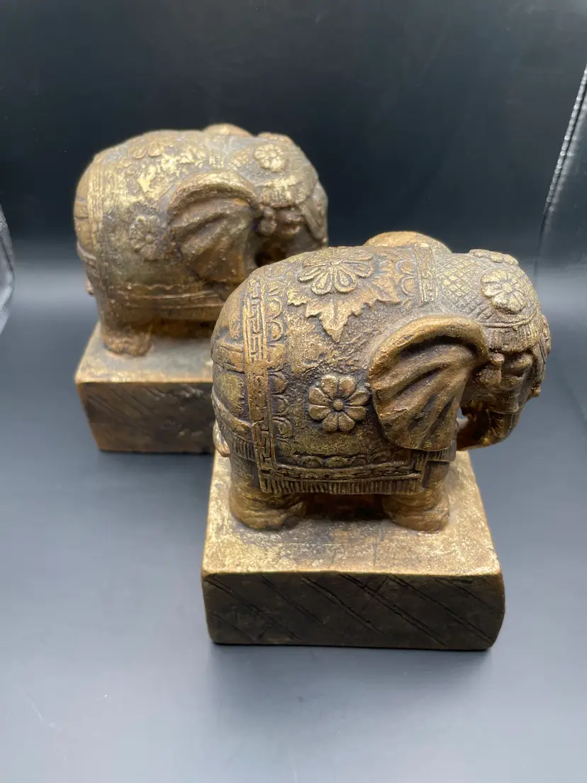 Decorative Elephant Bookends