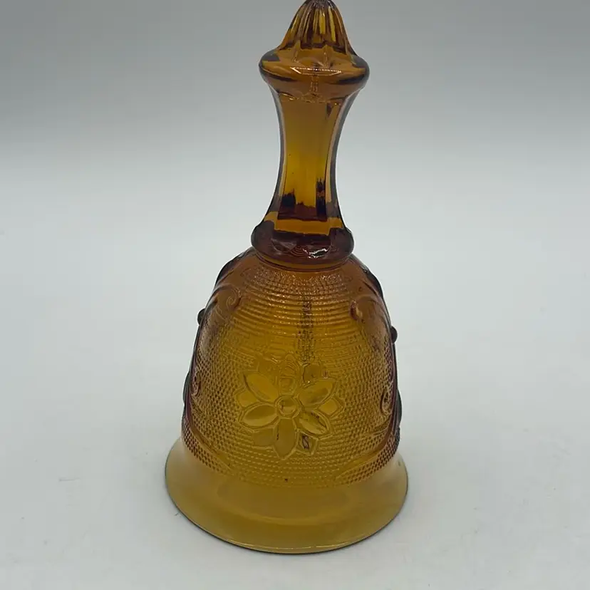 Vintage Tiara Indiana Glass Amber Bell With Knocker 5.5”(H) Textured