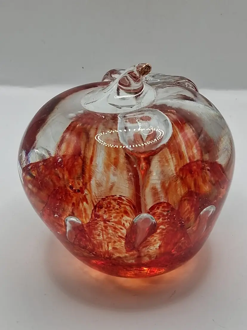 Vintage Signed Kent Helms Art Glass Apple Paperweight-read