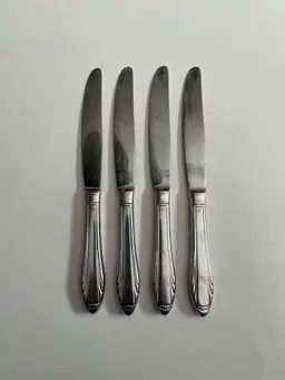 Deluxe Stainless Knives. Table Knife Set of 4. Made in Japan. Replacement Silverware Flatware.