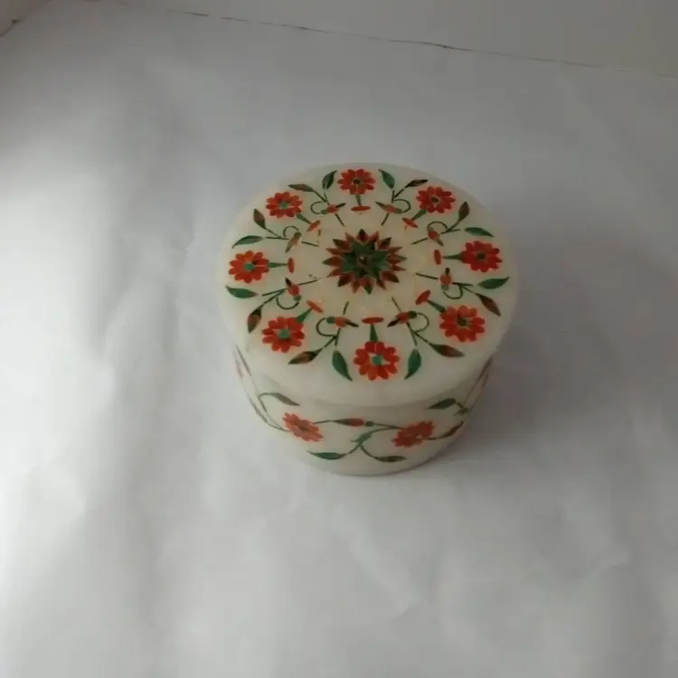 #05 Marbled inlay trinket box