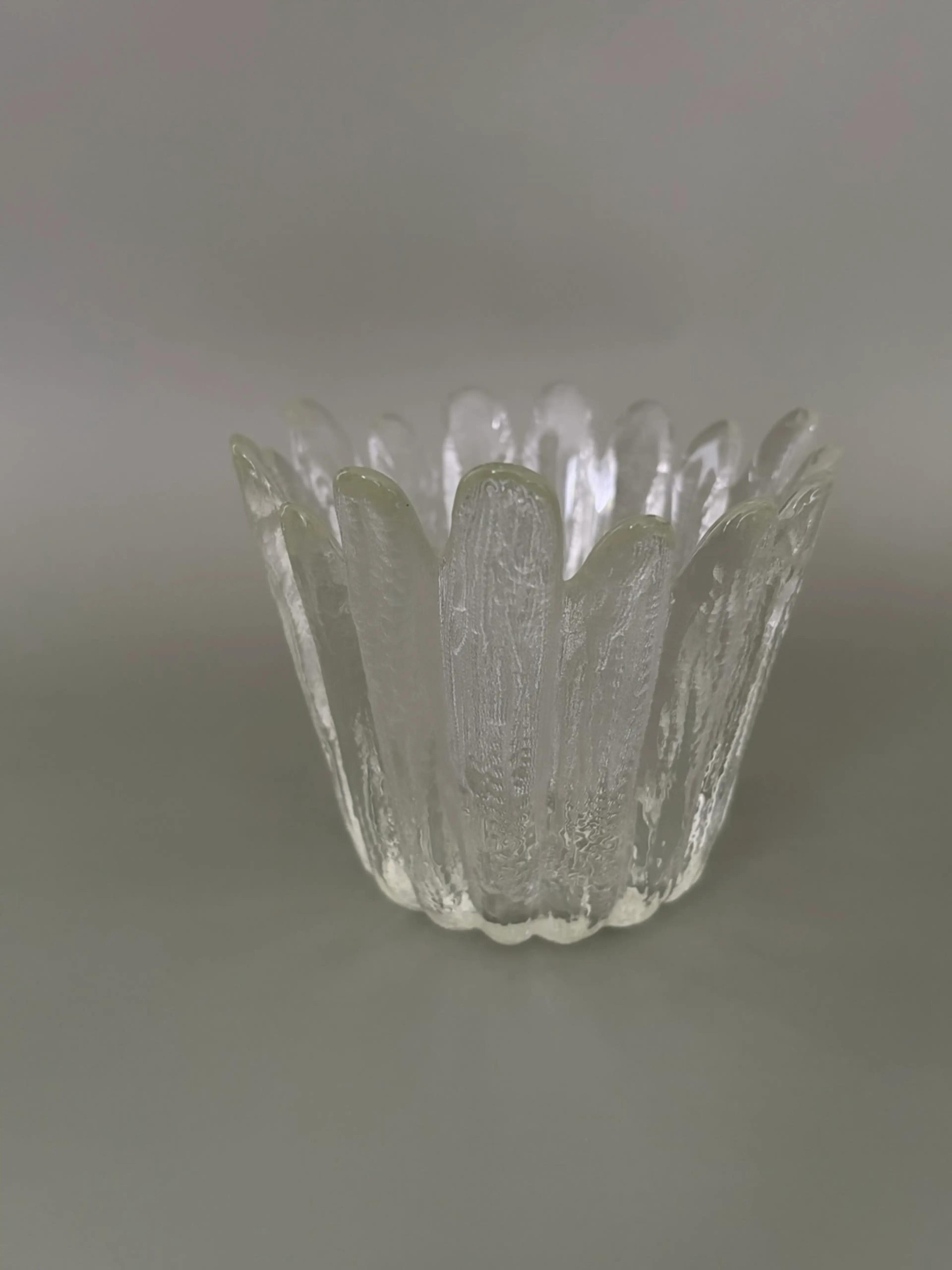 Image 4 of 7