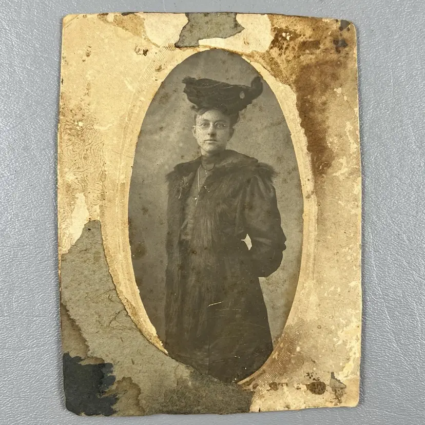 Victorian Antique Cabinet Card Photo Woman In Fur And Hat DAMAGED