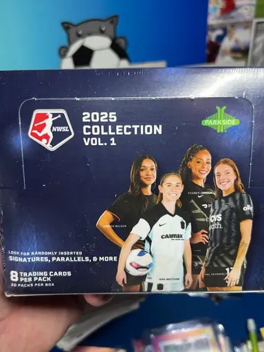 Subscriber Exclusive 1 Box Random Team 2025 Parkside NWSL Vol 1