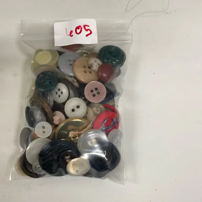 Bag Of Buttons 605
