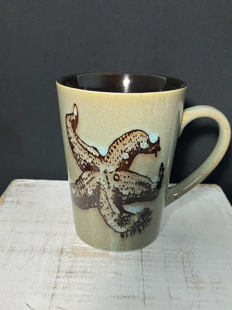 Green Coffee Mug With Starfish