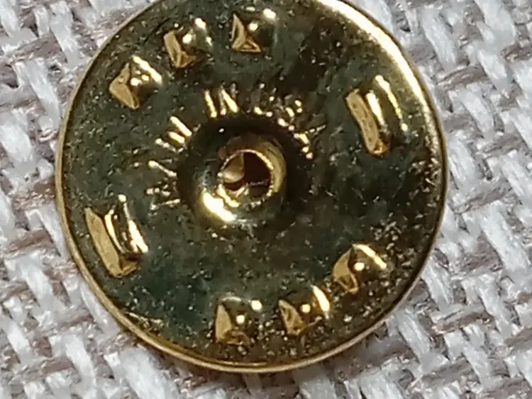 Vintage JJ Musical Frog Playing Flute Gold Tone Lapel Pin Brooch Jonette Jewelry