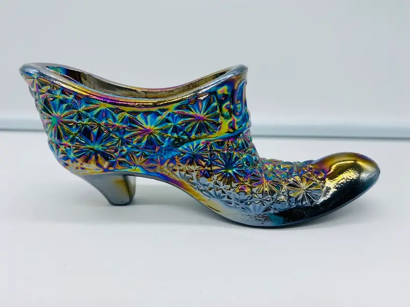 Vintage L E Smith Blue Carnival Glass Shoe Daisy & Buttons