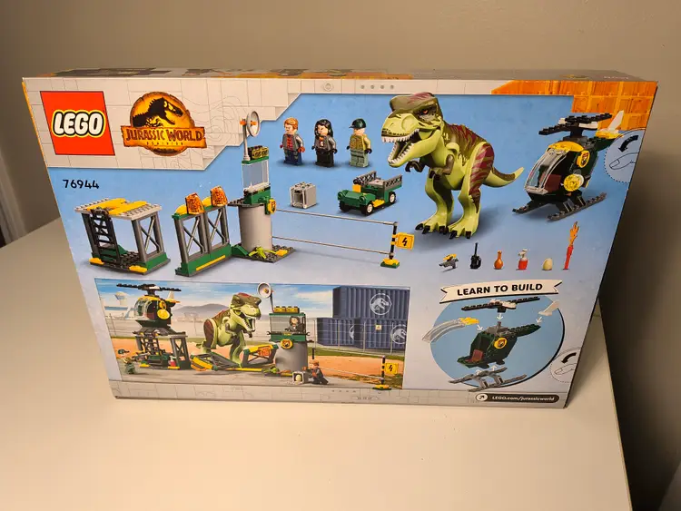 LEGO T Rex Dinosaur Breakout 76944