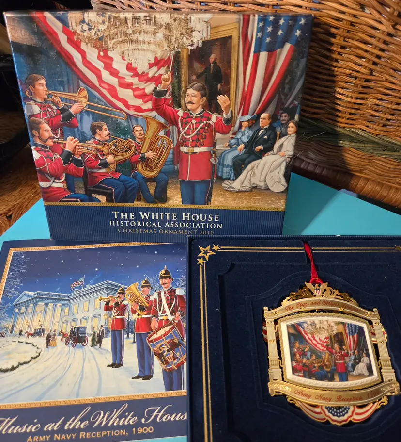 2010 White House Historical Association Ornament