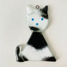 Handmade Fused Glass Flat Hanging Black and White Cat Ornament 3.5" tall x 2.5" wide. No chips or cracks.