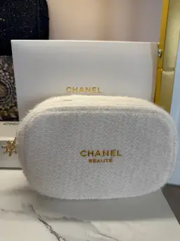 G-007 Chanel Beauty GWP Vanity Pouch - Ivory Cream