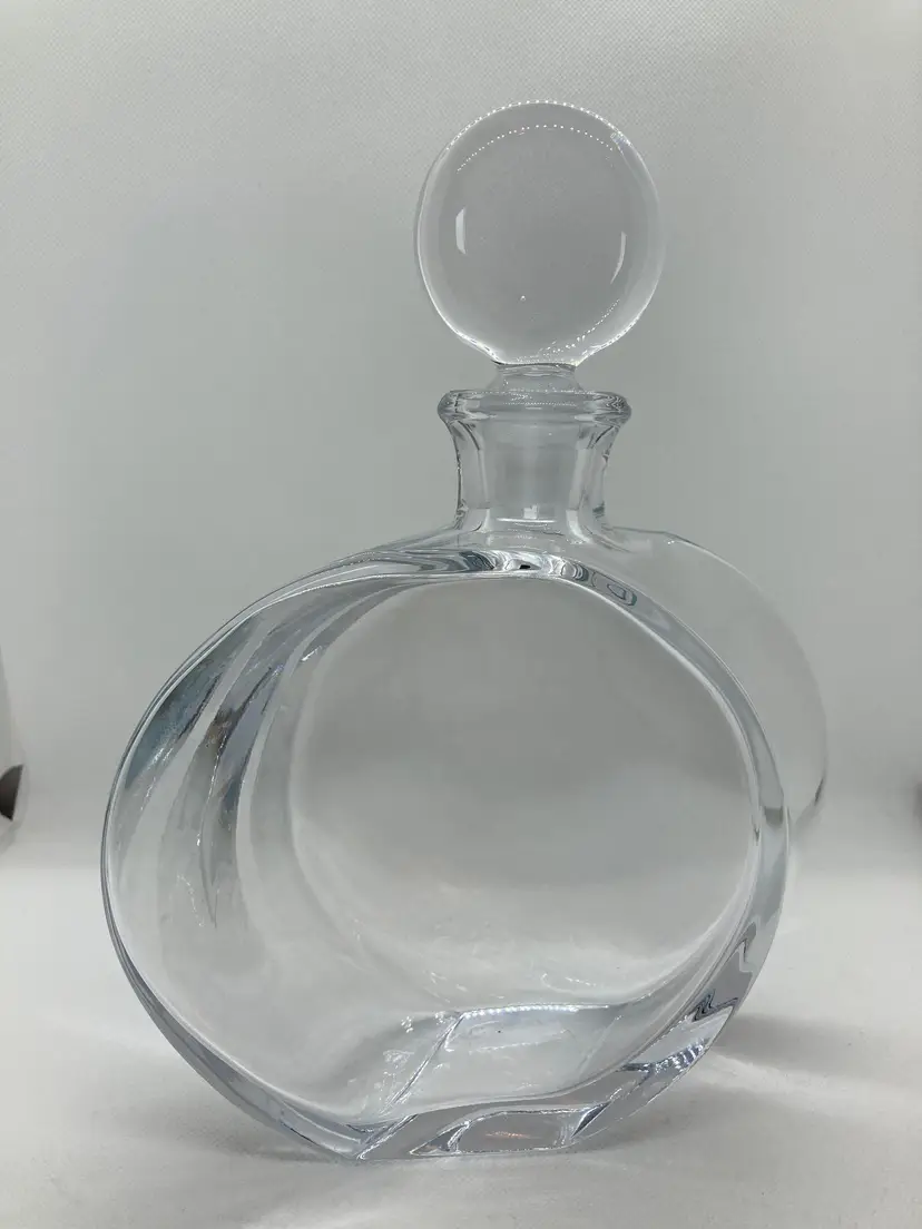 Global Views Slanted/offset shape clear decanter with stopper
