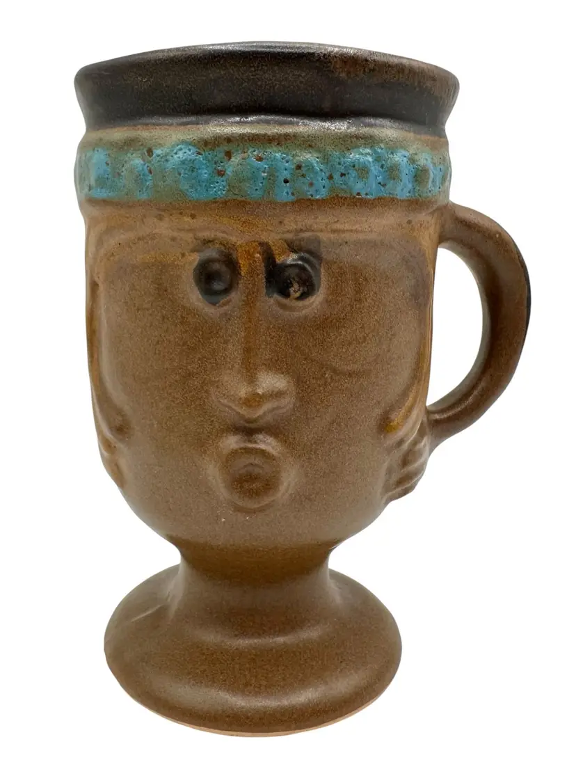 Vintage Bennett B Welsh Pacific Stoneware Mug Queen Silly Ugly Face 1971 USA