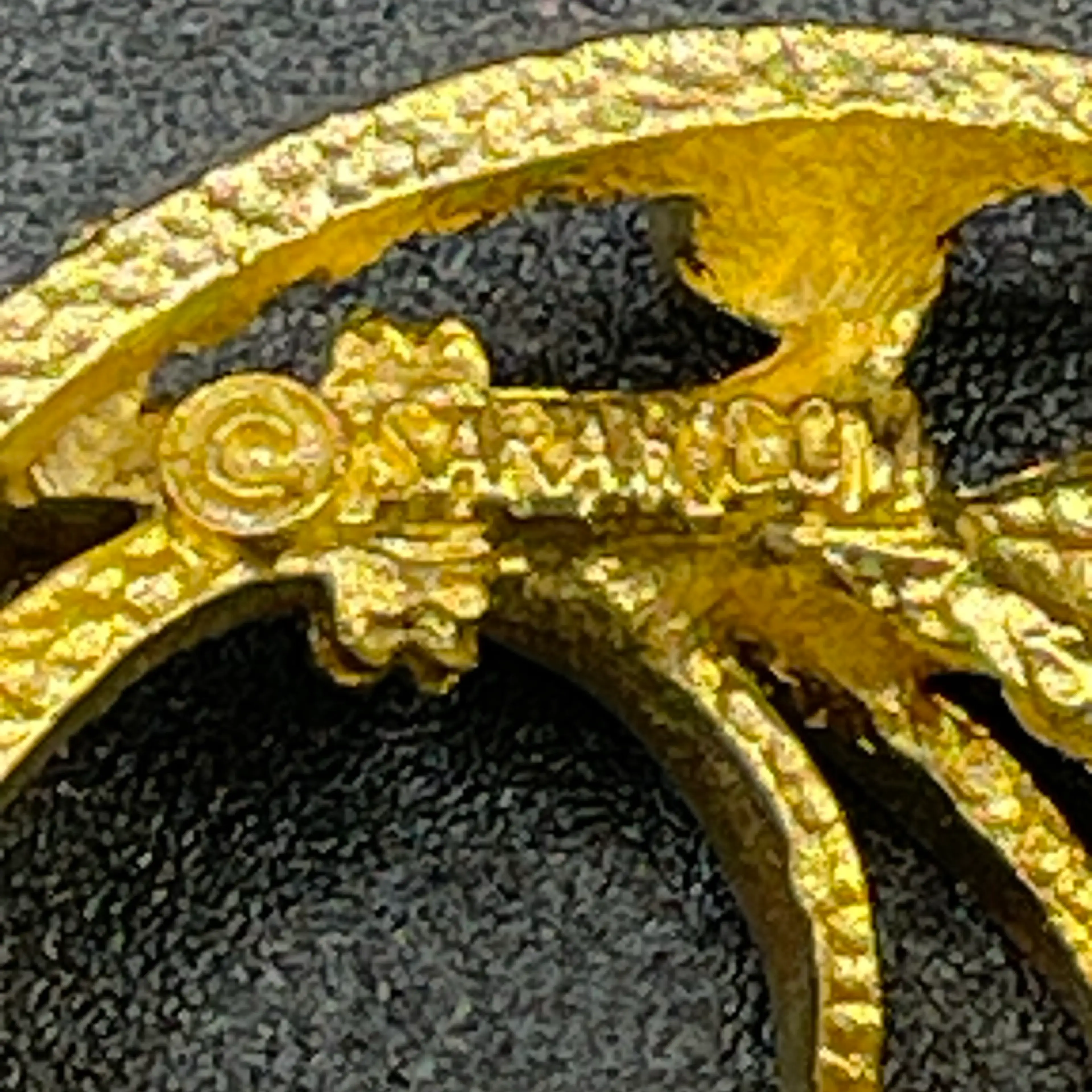 Image 3 of 4