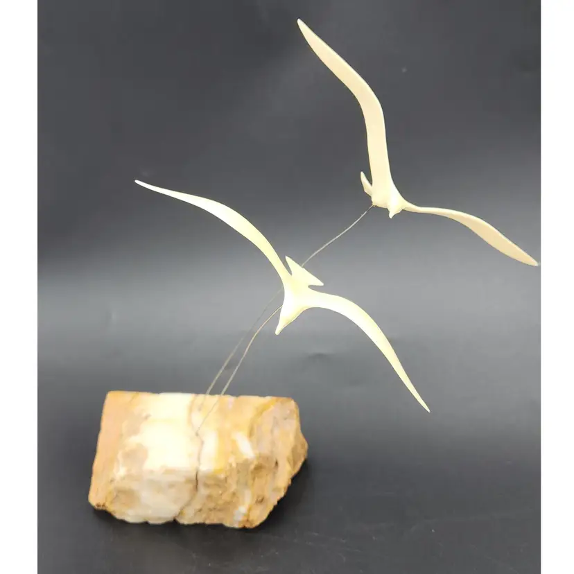 Flying Seagulls On Wire With Quartz Base Kinetic Art