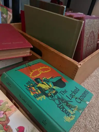 Vintage Book Sale! $4 Starts!