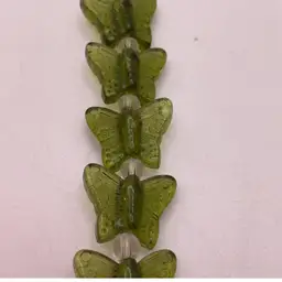 Strand of Butterfly Beads Green Glass 7.75”