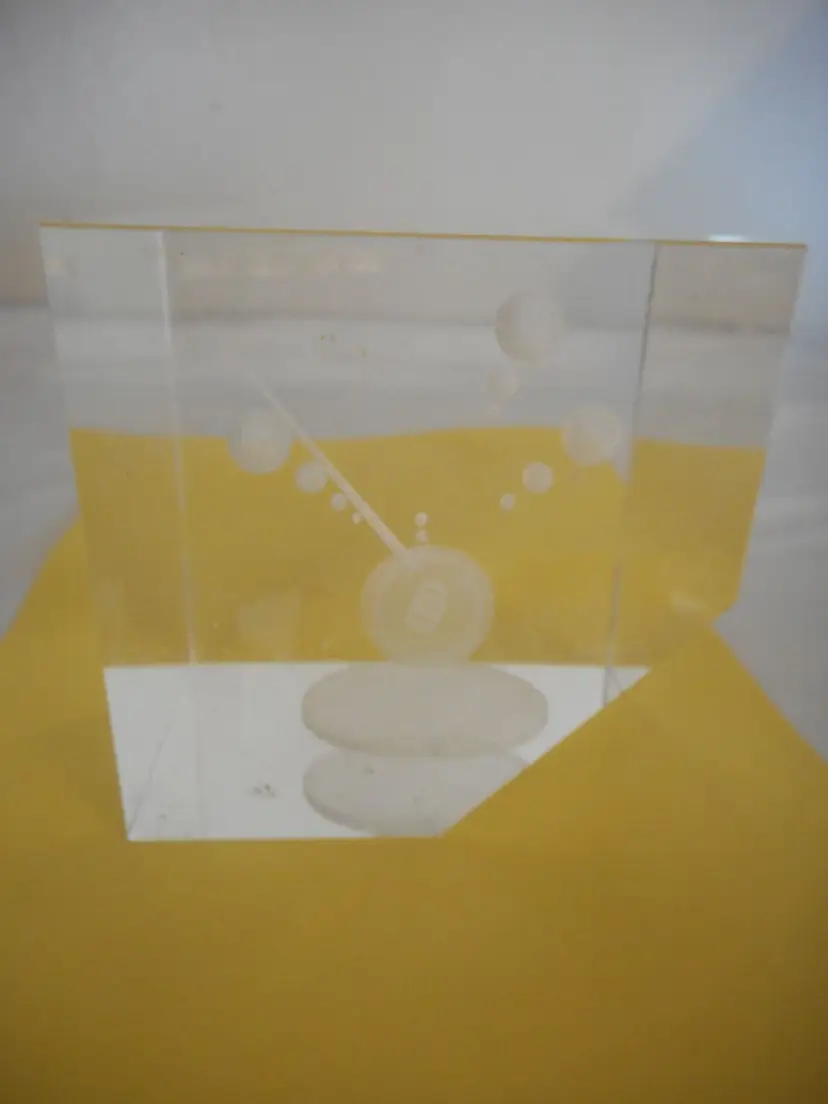 Avandia GlaxoSmithKline Pharmaceutical Clear Paperweight DNA molecular Structure
