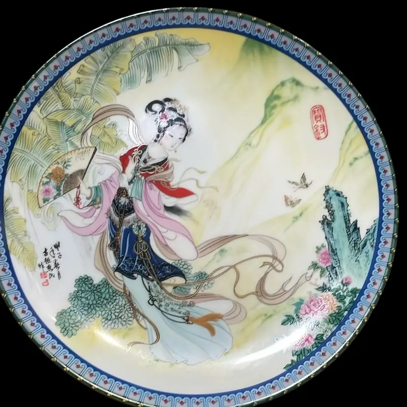 017 Chinoiserie Plate