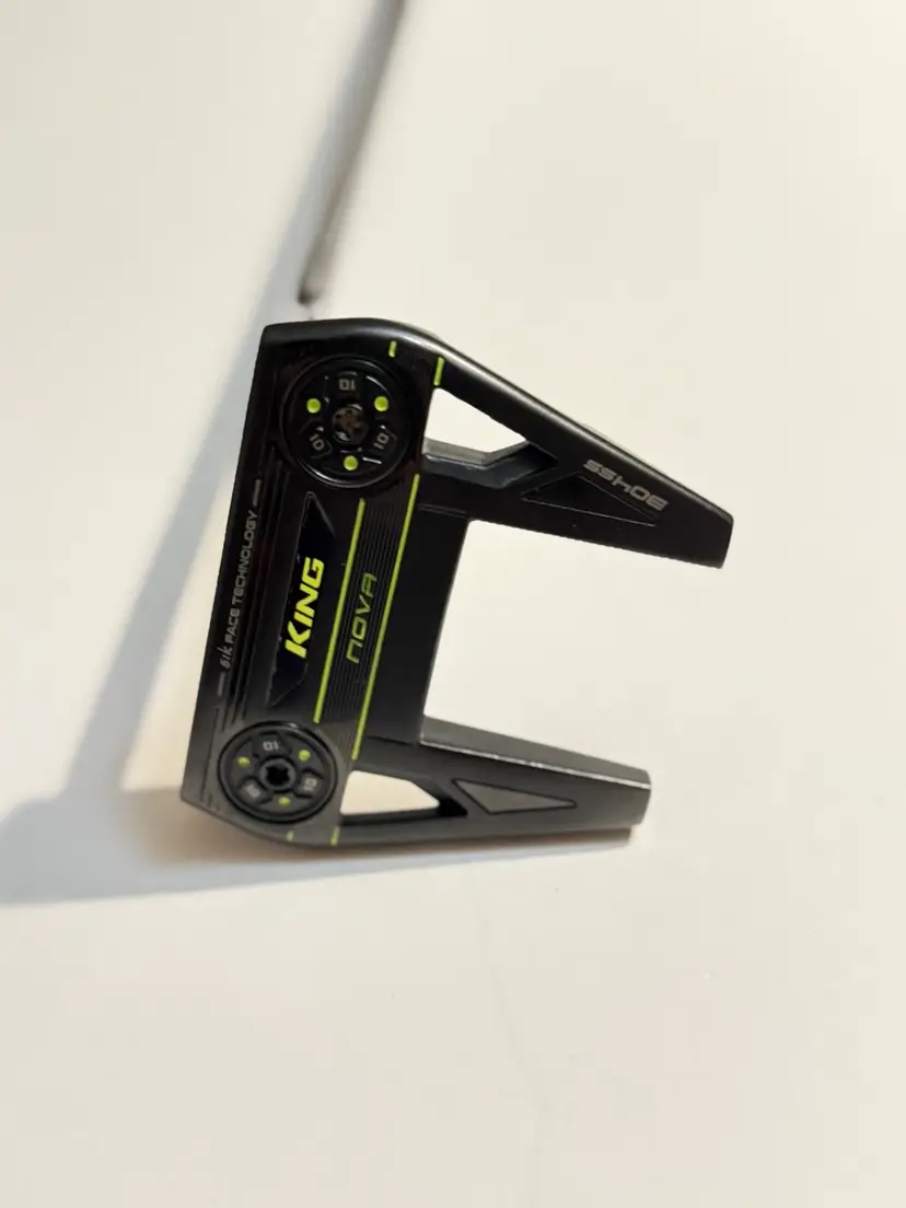 Cobra King Vintage Nova Putter 35 Inches Steel Shaft Right Hand Flat Cat Grip