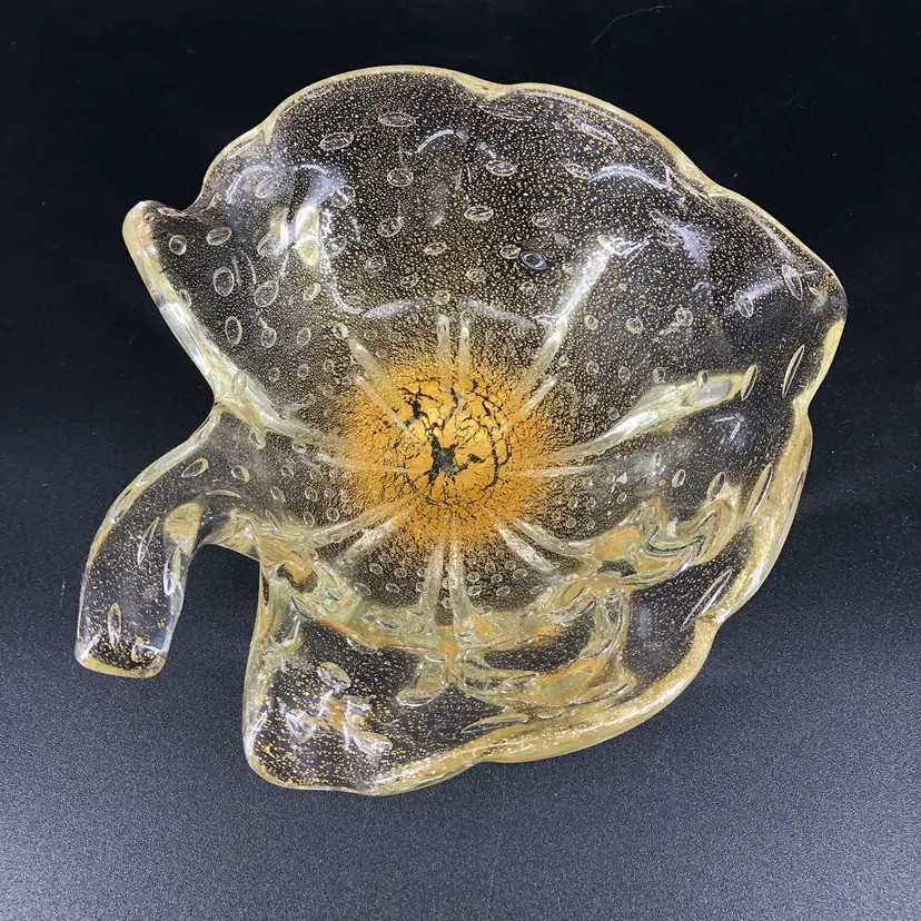 Hand-Blown MCM Murano Gold Flecks Bullicante Italian Art Glass Ashtray Dish