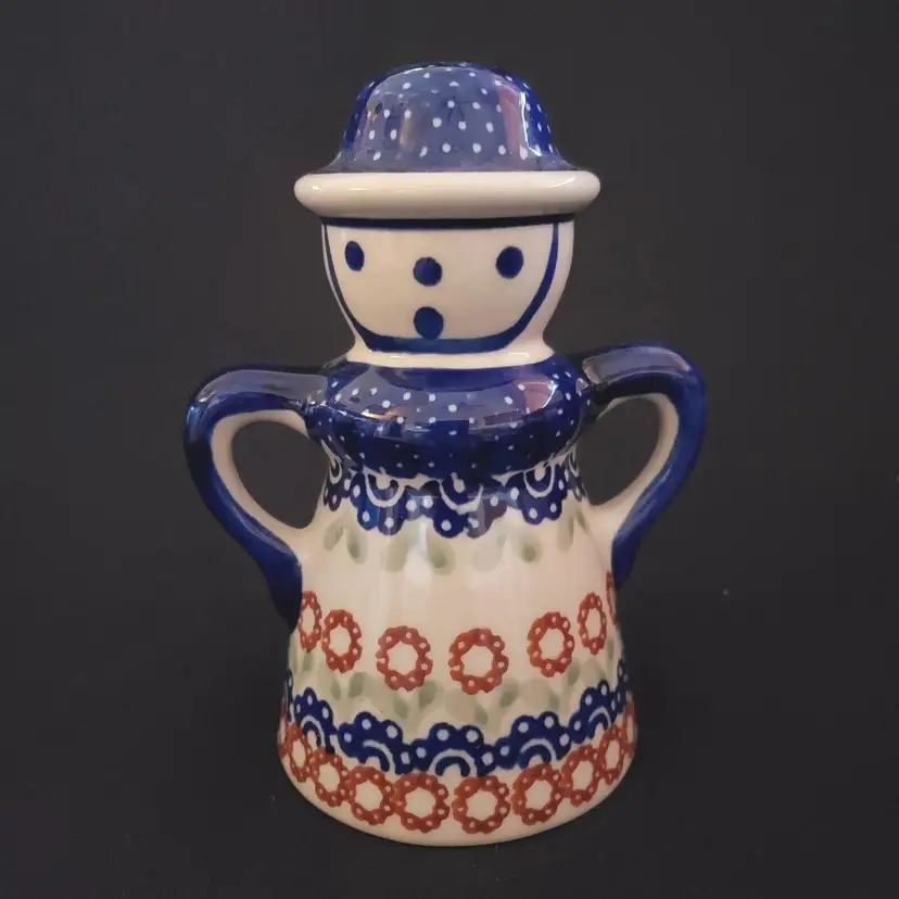 Boleslawiec Polish Ceramic Pottery Shaker Girl Poland Hand Painted 5 1/4" tall