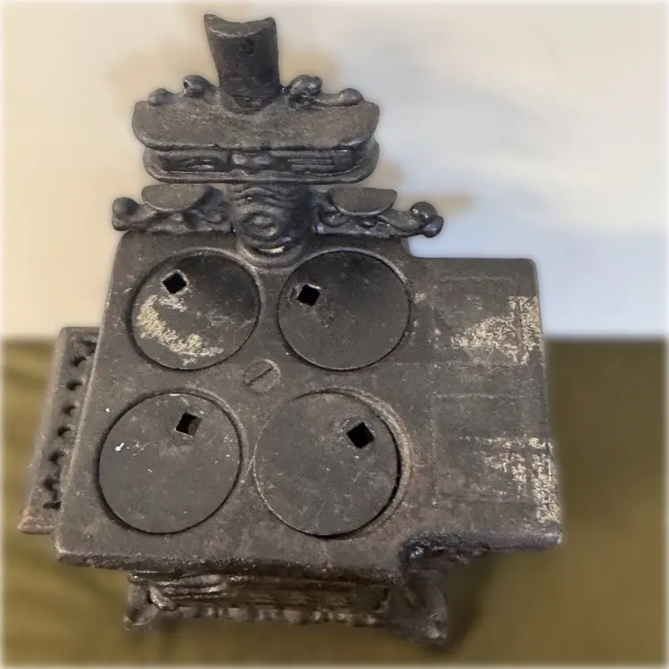 Antique Cast Iron Queen Stove Sample Miniature Stove Dollhouse