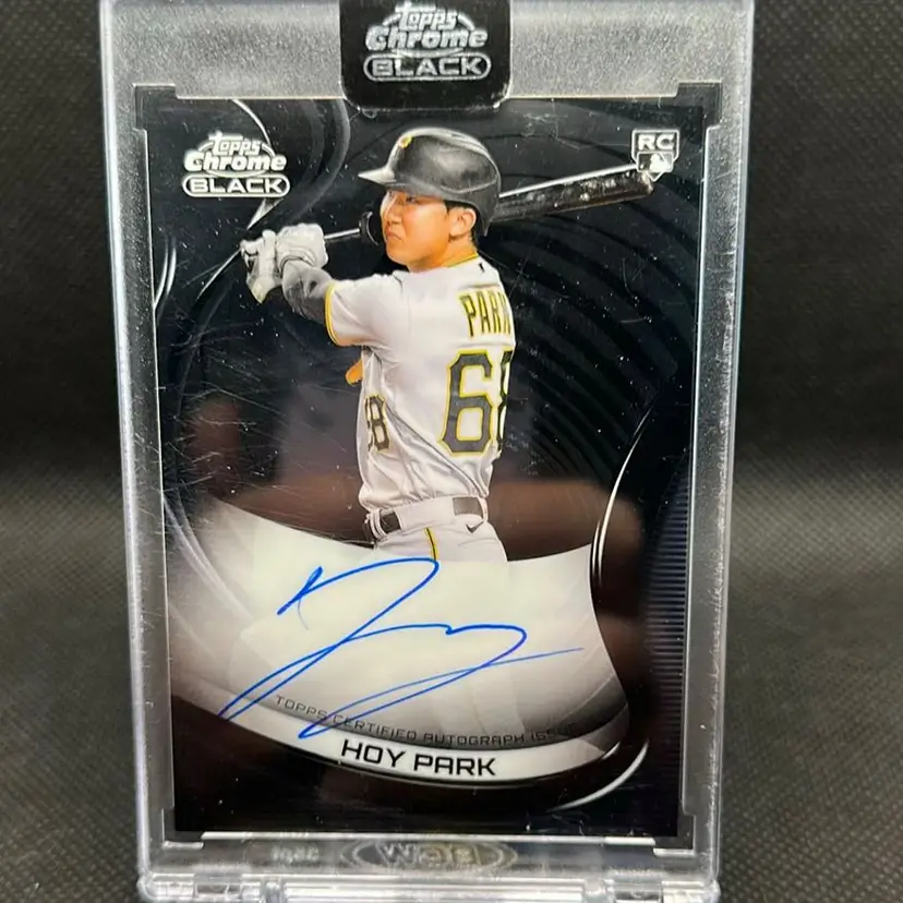 Hoy Park 2022 Topps Chrome Black RC Auto Pittsburgh Pirates