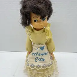 Vintage Doll Yellow Dress Side Glancing Eyes I Love Atlanta 8” Tall