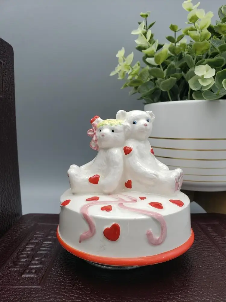 Otagiri Valentines Bear Music Box